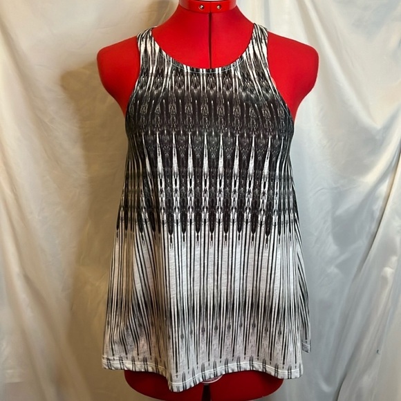 XS74 H&M sleeveless zip up blouse - Picture 1 of 10
